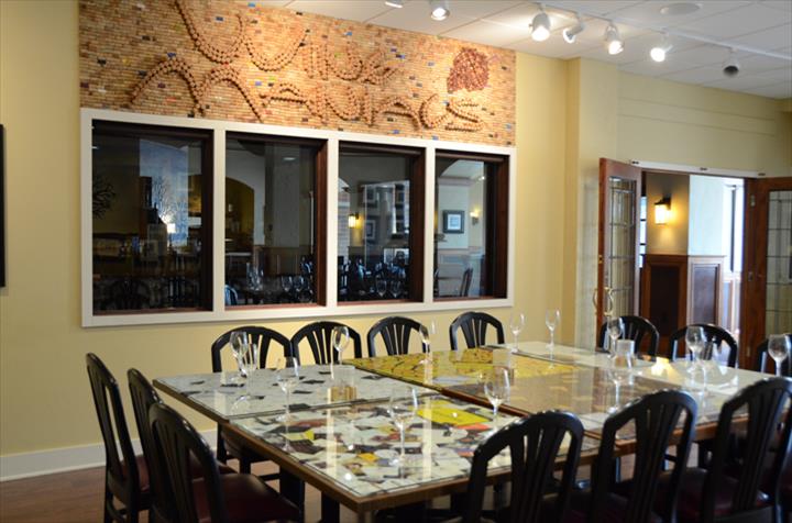 Wine Maniacs Bar Bistro Restaurants Oconomowoc Wi Wine Maniacs Bar Bistro Restaurants Oconomowoc Wi Slider